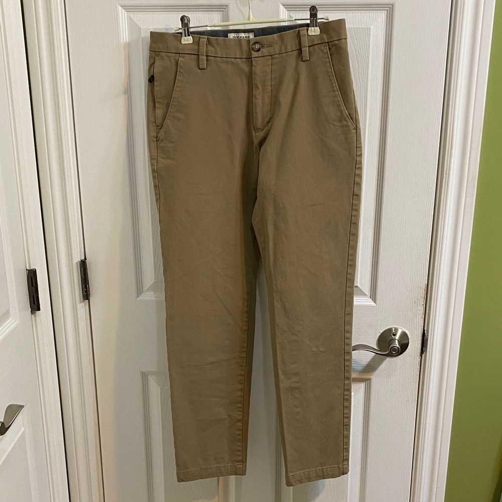 Dockers Slim Fit Tapered Tan Chinos Flat Front Pants Men’s Size 32 Inseam 30